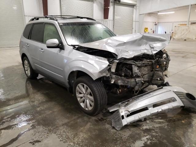 SUBARU FORESTER 2 2013 with VIN JF2SHADC7DH434100 - Photo from auction