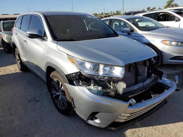 TOYOTA HIGHLANDER 2019 with VIN 5TDBZRFH0KS737876 - Photo from auction