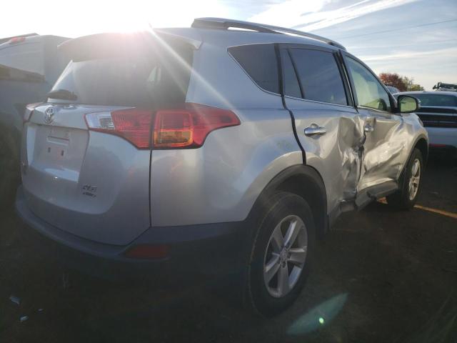 Photo 4 from auction – 2013 TOYOTA RAV4 XLE with VIN JTMRFREV0DD029138