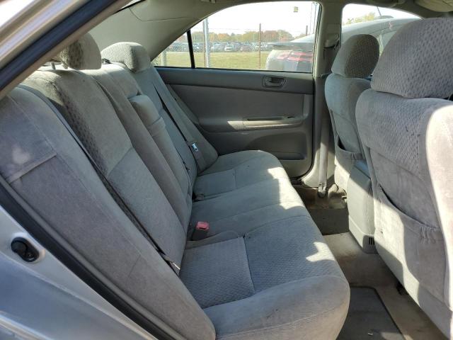 Photo 6 from auction – 2004 TOYOTA CAMRY LE with VIN 4T1BE32K74U371936