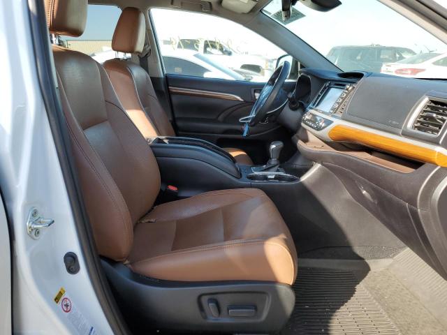 Photo 5 from auction – 2019 TOYOTA HIGHLANDER with VIN 5TDDGRFH1KS069391