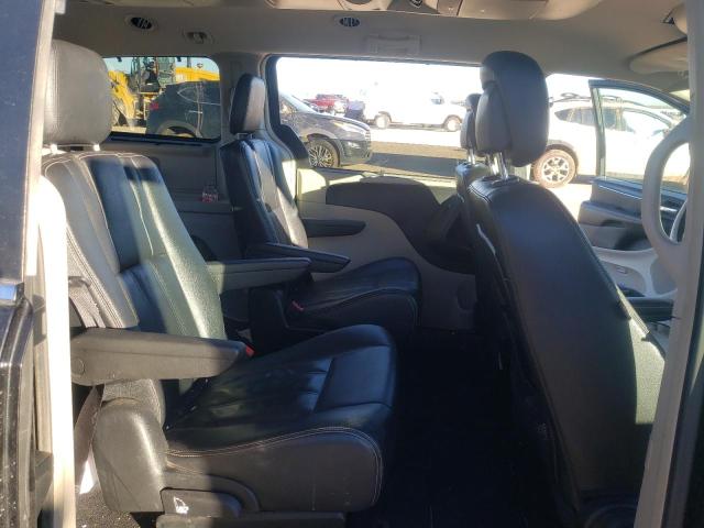 Photo 6 from auction – 2016 CHRYSLER TOWN & COU with VIN 2C4RC1BG5GR306559