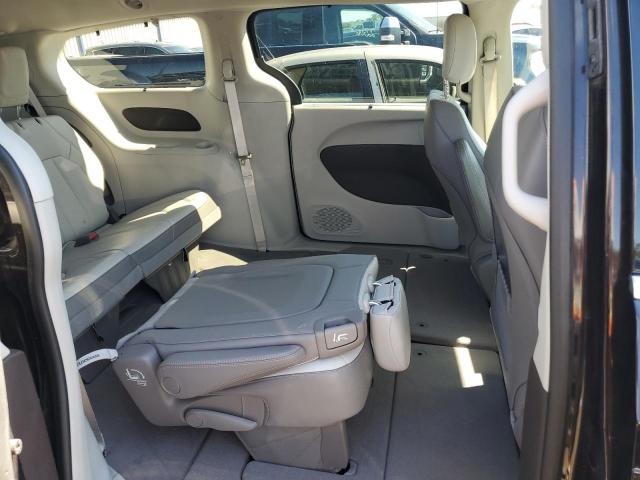 Photo 6 from auction – 2017 CHRYSLER PACIFICA T with VIN 2C4RC1BG3HR689144