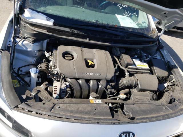 Photo 7 from auction – 2018 KIA FORTE LX with VIN 3KPFK4A71JE213832