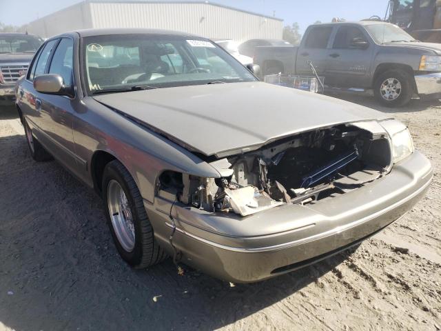 FORD CROWN VICT 1998 with VIN 2FAFP74W7WX192630 - Photo from auction