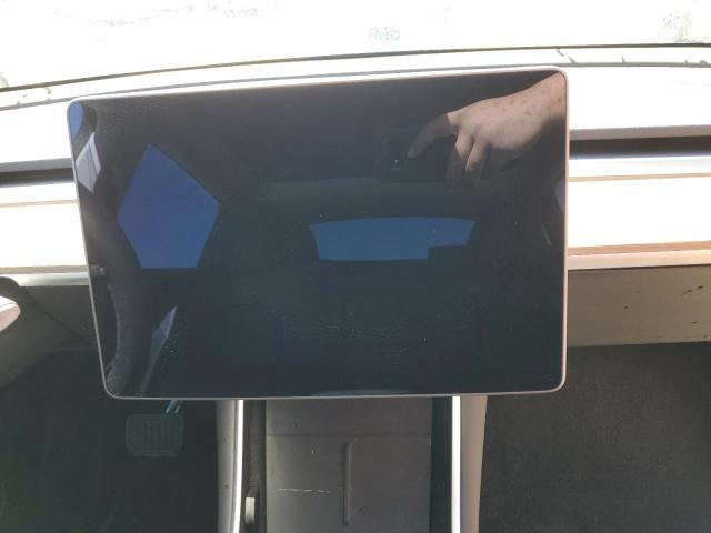 Photo 8 from auction – 2021 TESLA MODEL Y with VIN 5YJYGDEE3MF084400