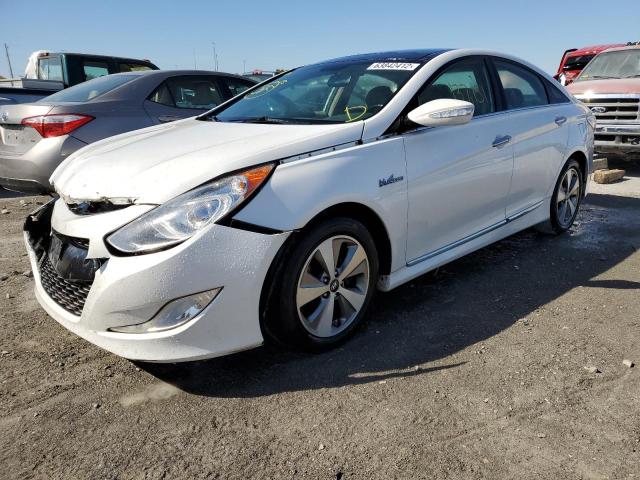 Photo 2 from auction – 2012 HYUNDAI SONATA HYB with VIN KMHEC4A46CA048005