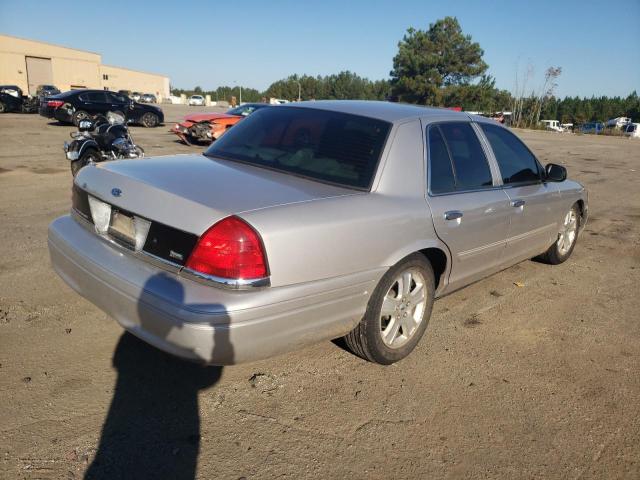 Photo 4 from auction – 2011 FORD CROWN VICT with VIN 2FABP7EV3BX158490