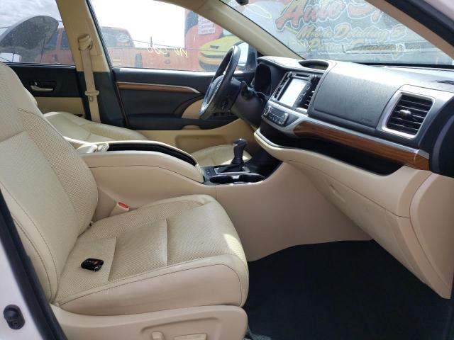 Photo 5 from auction – 2018 TOYOTA HIGHLANDER with VIN 5TDYZRFH6JS271573