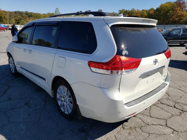 Photo 3 from auction – 2011 TOYOTA SIENNA with VIN 5TDDK3DC0BS006642