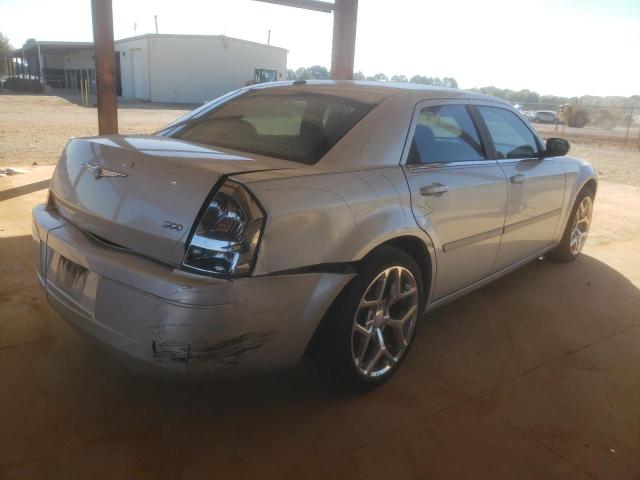 Photo 4 from auction – 2006 CHRYSLER 300 with VIN 2C3KA43R26H366929