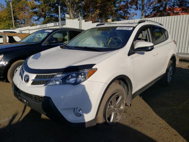 Photo 2 from auction – 2015 TOYOTA RAV4 XLE with VIN JTMRFREV4FJ034072