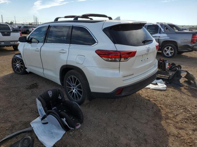 Photo 3 from auction – 2018 TOYOTA HIGHLANDER with VIN 5TDJZRFH6JS547638