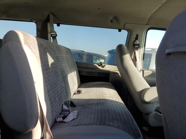 Photo 6 from auction – 2000 FORD ECONOLINE with VIN 1FBNE31L1YHB04080