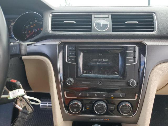 Photo 9 from auction – 2016 VOLKSWAGEN PASSAT with VIN 1VWAT7A30GC063831