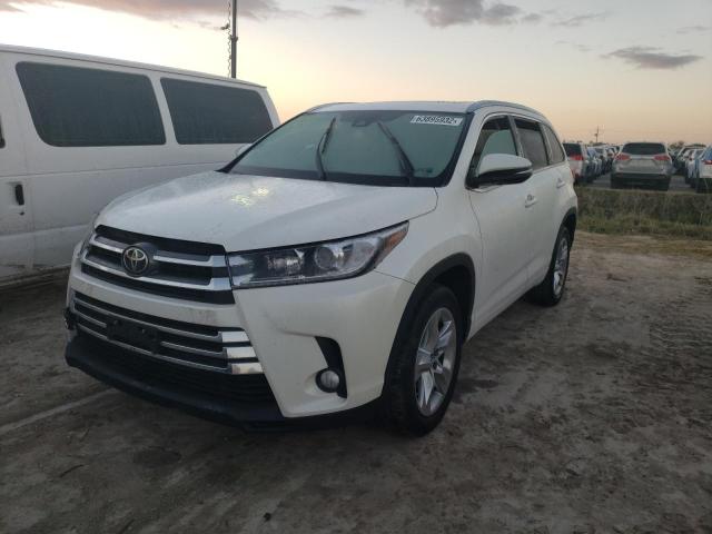 Photo 2 from auction – 2017 TOYOTA HIGHLANDER with VIN 5TDYZRFH7HS200165