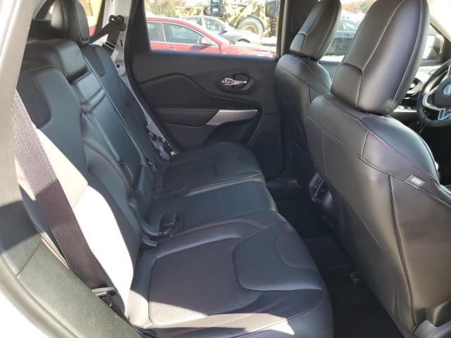 Photo 6 from auction – 2018 JEEP CHEROKEE T with VIN 1C4PJMBX5JD506656