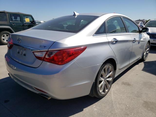 Photo 4 from auction – 2011 HYUNDAI SONATA SE with VIN 5NPEC4AB9BH317091