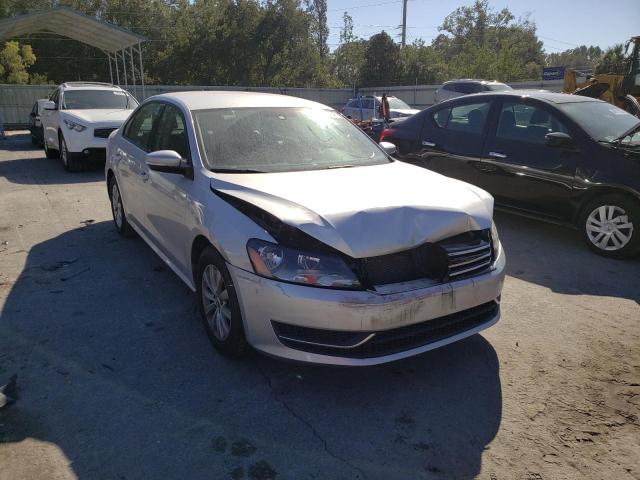 VOLKSWAGEN PASSAT S 2015 with VIN 1VWAT7A32FC098384 - Photo from auction