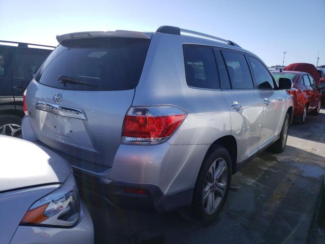 Photo 4 from auction – 2011 TOYOTA HIGHLANDER with VIN 5TDYK3EH7BS040153