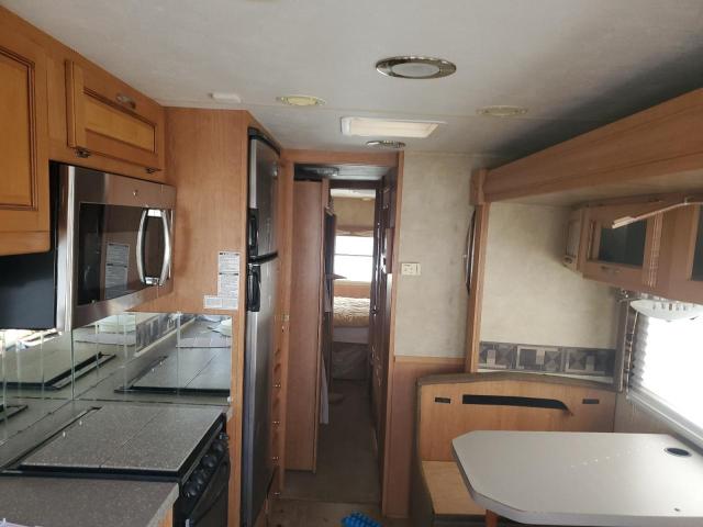 Photo 6 from auction – 2009 OTHER RV with VIN 1F6NF53Y880A02211
