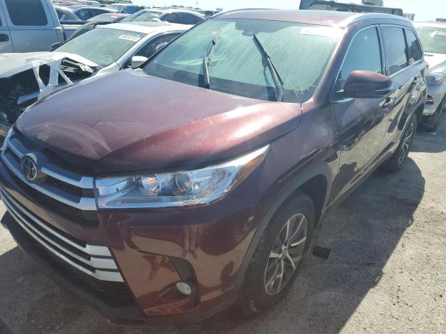 Photo 2 from auction – 2017 TOYOTA HIGHLANDER with VIN 5TDKZRFH2HS219115