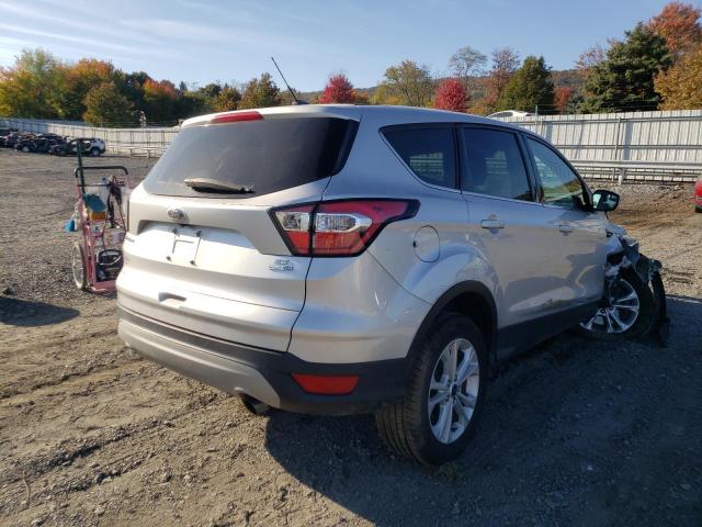 Photo 4 from auction – 2017 FORD ESCAPE SE with VIN 1FMCU9G99HUE42253