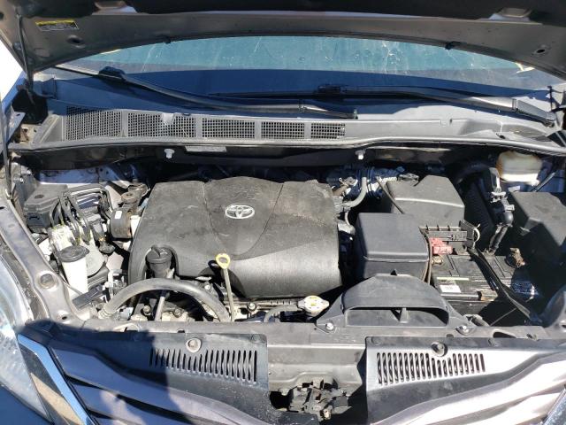 Photo 7 from auction – 2017 TOYOTA SIENNA LE with VIN 5TDKZ3DC4HS837170
