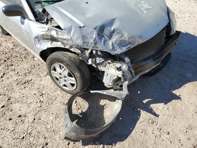 Photo 9 from auction – 2004 HONDA CIVIC DX V with VIN 1HGEM221X4L005174