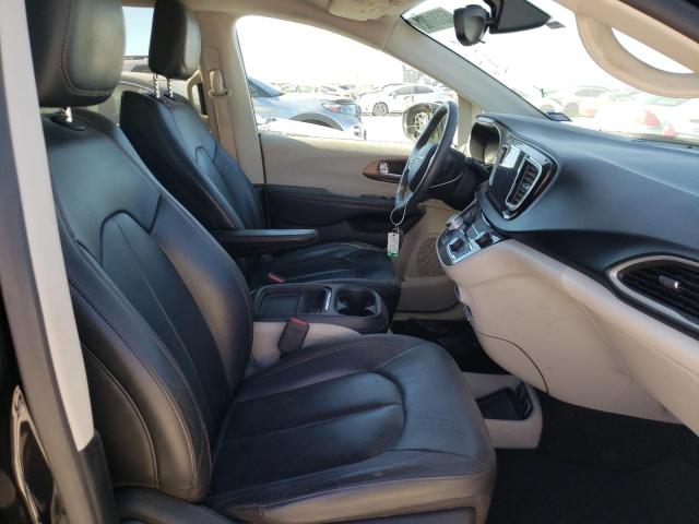 Photo 5 from auction – 2017 CHRYSLER PACIFICA T with VIN 2C4RC1BG9HR729615