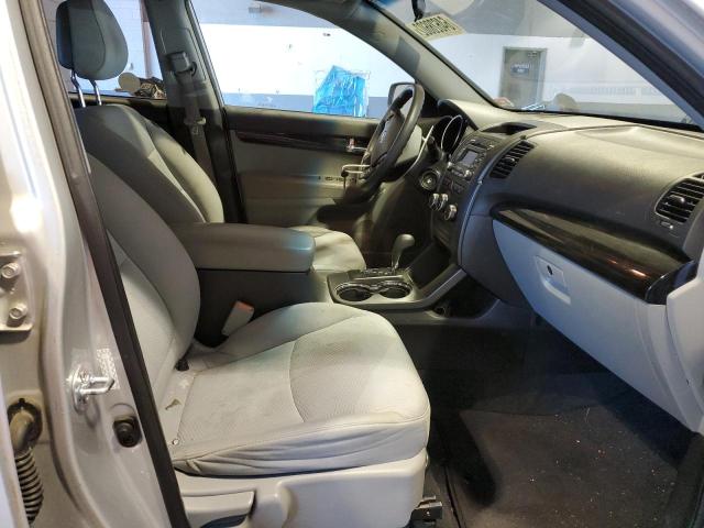 Photo 5 from auction – 2011 KIA SORENTO BA with VIN 5XYKT3A12BG017355