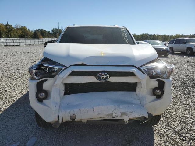 Photo 5 from auction – 2017 TOYOTA 4RUNNER SR with VIN JTEZU5JRXH5157924