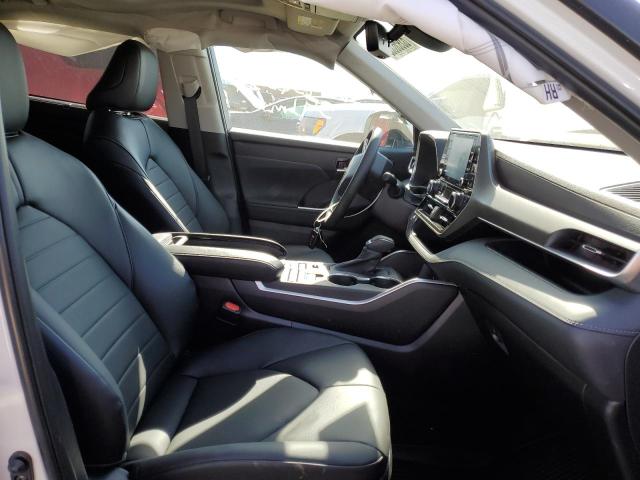 Photo 5 from auction – 2022 TOYOTA HIGHLANDER with VIN 5TDGZRBH2NS246354