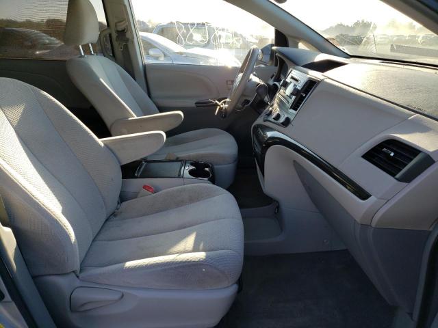 Photo 5 from auction – 2012 TOYOTA SIENNA LE with VIN 5TDKK3DC4CS241845
