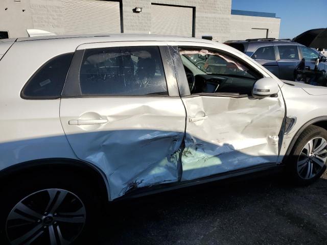 Photo 9 from auction – 2021 MITSUBISHI OUTLANDER with VIN JA4ARUAU7MU014764
