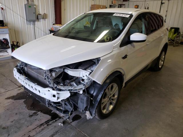 Photo 2 from auction – 2017 FORD ESCAPE SE with VIN 1FMCU9GD1HUD45231