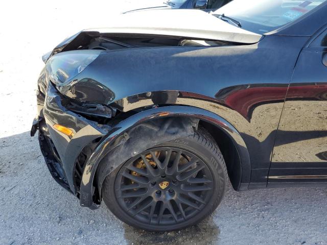 Photo 9 from auction – 2017 PORSCHE CAYENNE with VIN WP1AA2A26HKA84711
