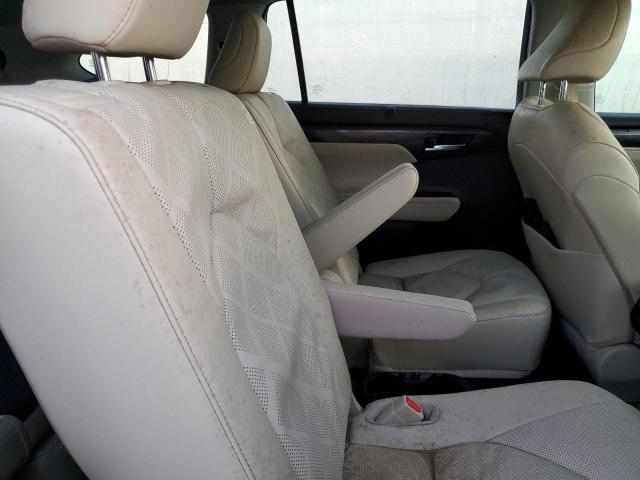Photo 6 from auction – 2022 TOYOTA HIGHLANDER with VIN 5TDFZRAH6NS117689