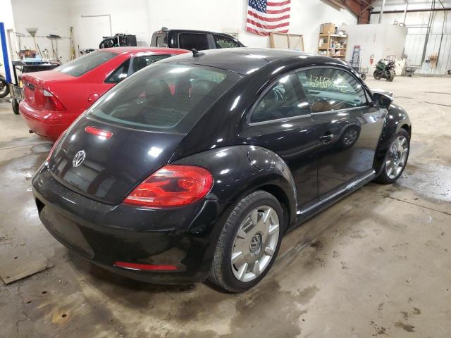Photo 4 from auction – 2013 VOLKSWAGEN BEETLE with VIN 3VWJP7AT2DM647789