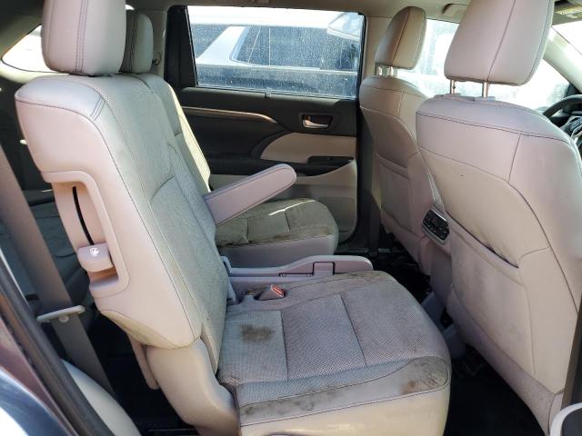 Photo 6 from auction – 2019 TOYOTA HIGHLANDER with VIN 5TDDGRFH6KS064364