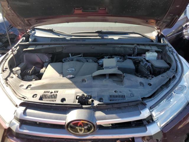Photo 7 from auction – 2018 TOYOTA HIGHLANDER with VIN 5TDJZRFH9JS845309