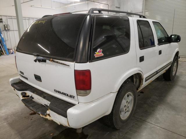 Photo 4 from auction – 2000 CHEVROLET BLAZER with VIN 1GNDT13W0Y2371827