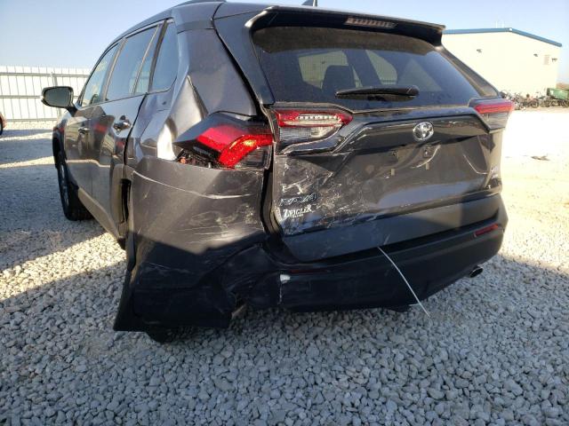 Photo 9 from auction – 2022 TOYOTA RAV4 XLE with VIN 2T3P1RFV7NW307526