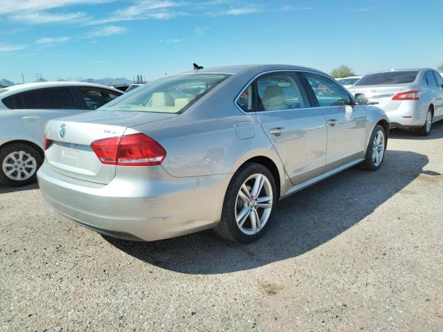 Photo 4 from auction – 2014 VOLKSWAGEN PASSAT SE with VIN 1VWBN7A31EC098468