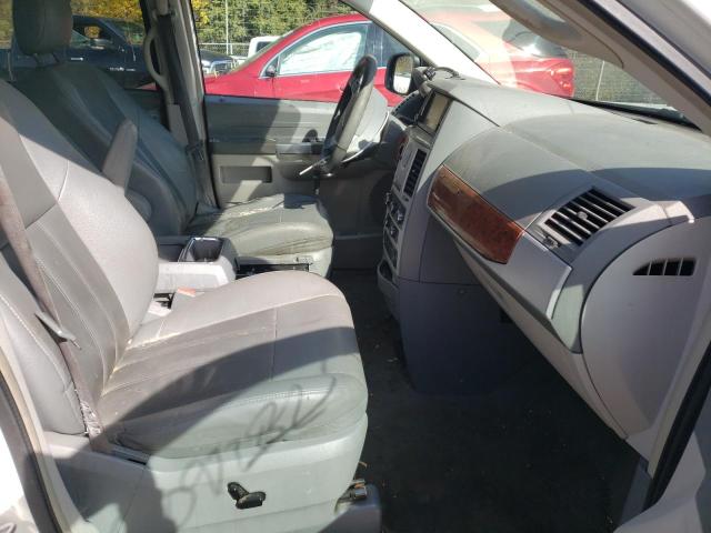 Photo 5 from auction – 2008 CHRYSLER TOWN & COU with VIN 2A8HR54P58R788345