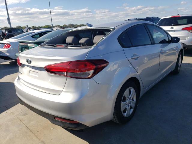 صورة رقم 4 من المزاد - 2017 KIA FORTE LX مع VIN 3KPFK4A74HE096984