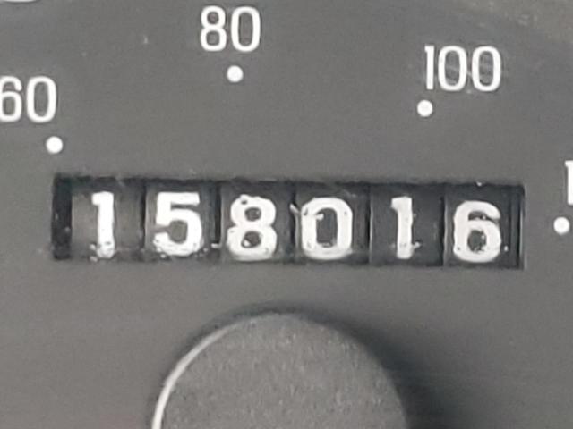 Photo 8 from auction – 1999 FORD ECONOLINE with VIN 1FBNE31L6XHA35207