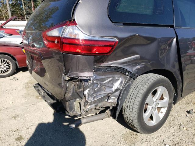 Photo 9 from auction – 2017 TOYOTA SIENNA with VIN 5TDZZ3DC0HS793778