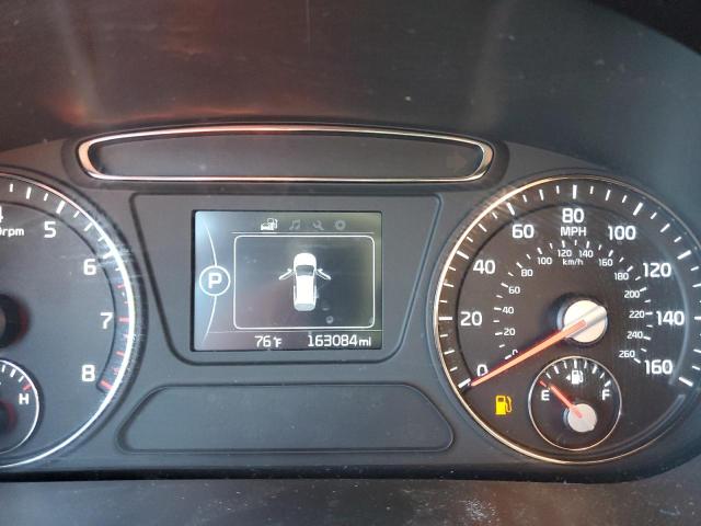 Photo 8 from auction – 2016 KIA SORENTO LX with VIN 5XYPG4A37GG025864