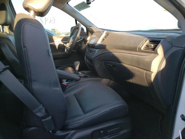 Photo 5 from auction – 2019 HONDA RIDGELINE with VIN 5FPYK2F68KB003213